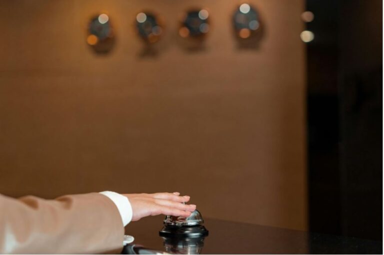 Früh buchen oder Last-Minute: Wann am besten Urlaub buchen? Früh buchen oder Last-Minute: Wann am besten Urlaub buchen?